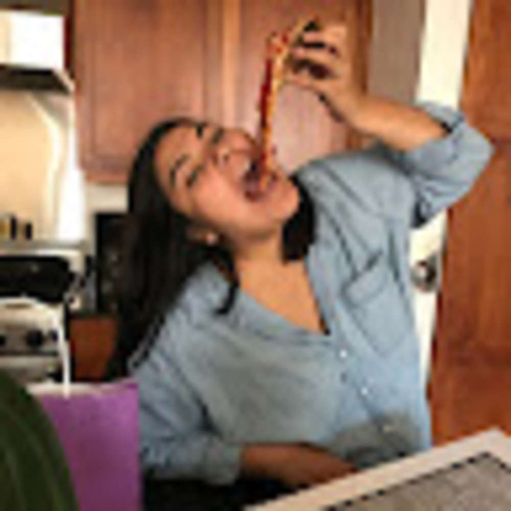 Meet your Posher, Amalia